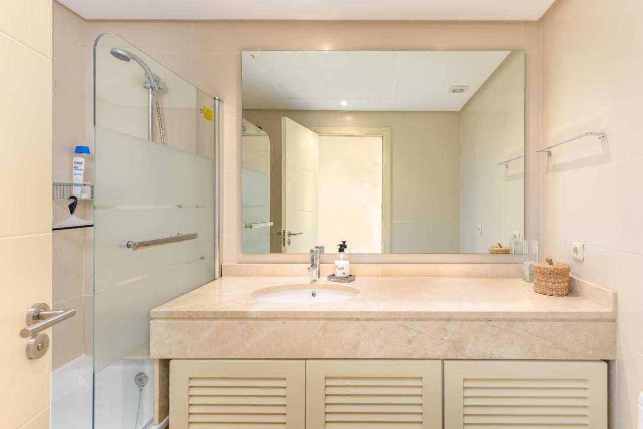Alcazaba Lagoon 2425 Luxury Private Beach エステポナ エクステリア 写真